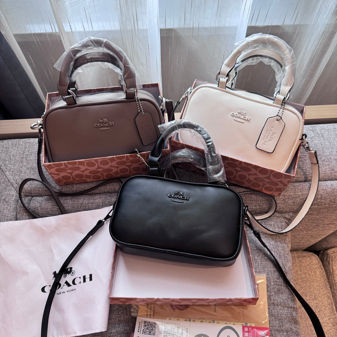 Elegant Leather Handbag