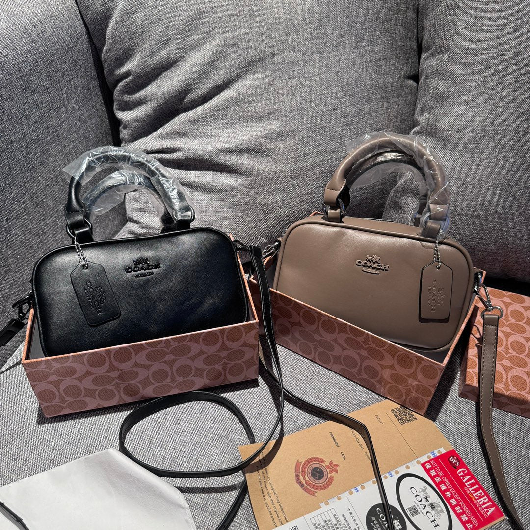 Elegant Leather Handbag