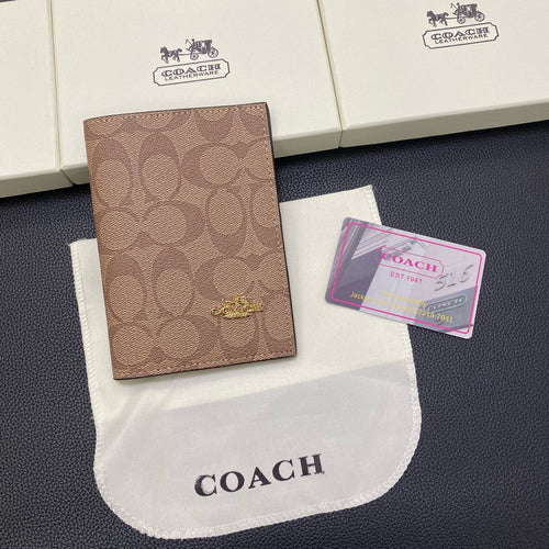 CO Classic Leather Passport Holder